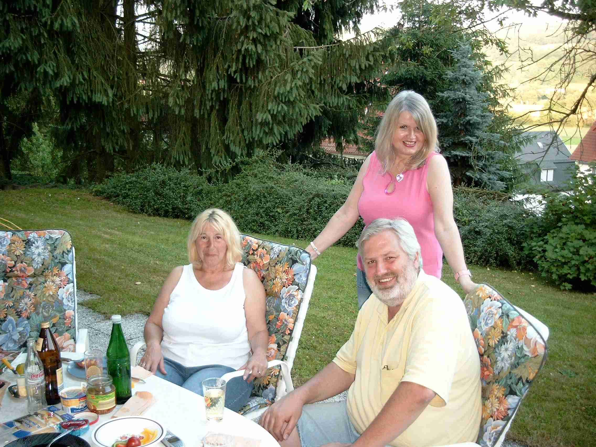 Zoomen: Bitte Foto 2005-02 klicken!
