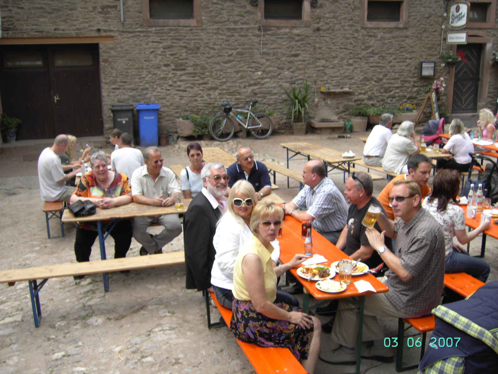 Zoomen: Bitte Foto 2007-13 klicken!